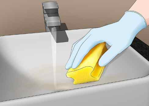 How to clean a ceramic sink